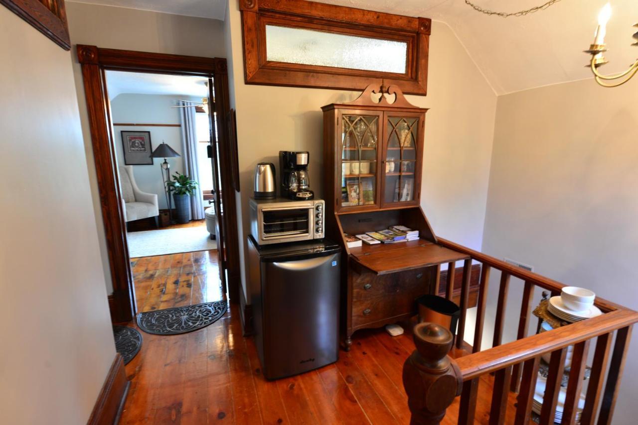 The Walnut Grove Bnb Harrow Dış mekan fotoğraf